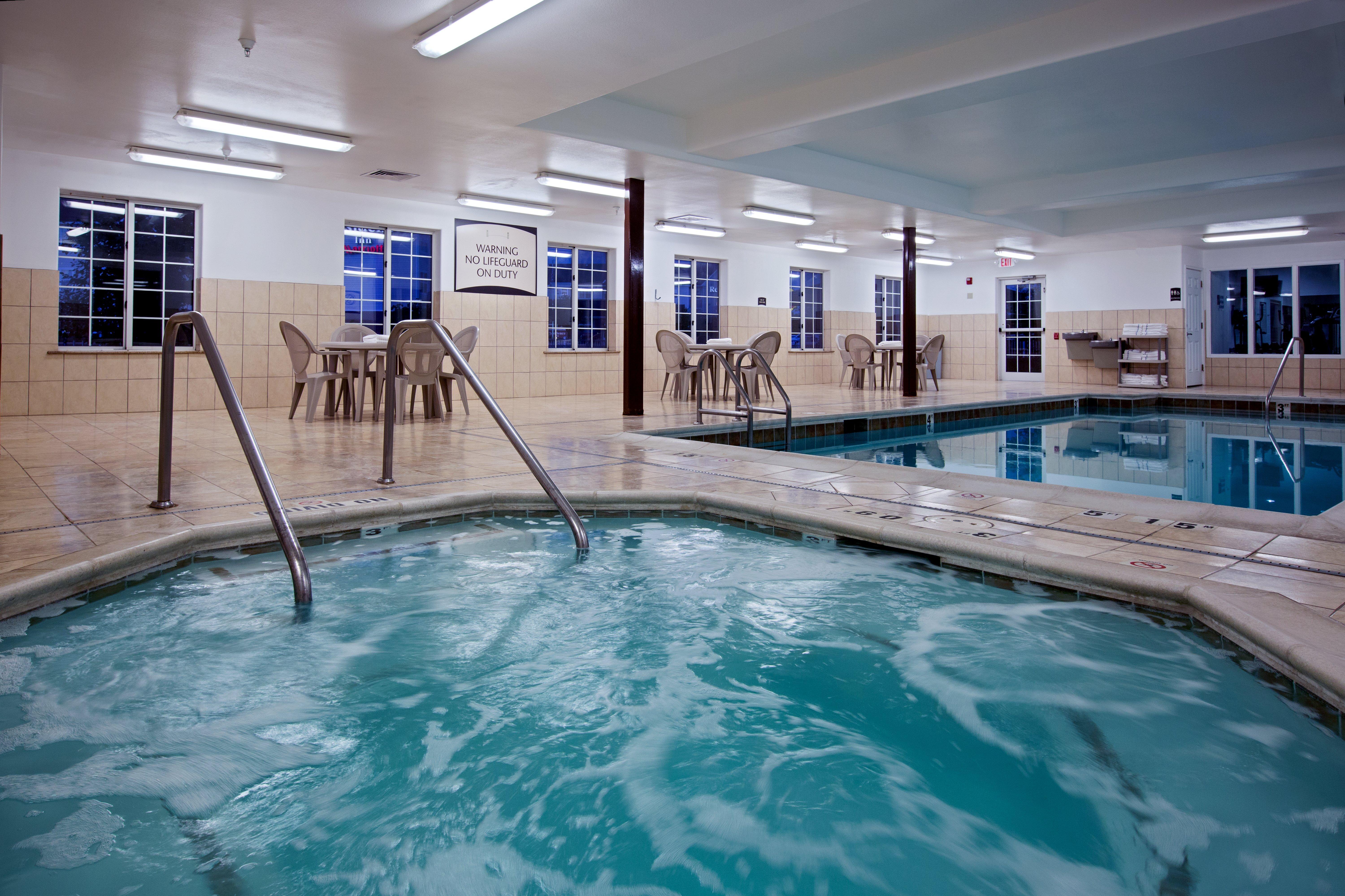 Staybridge Suites Rockford By Ihg Zewnętrze zdjęcie