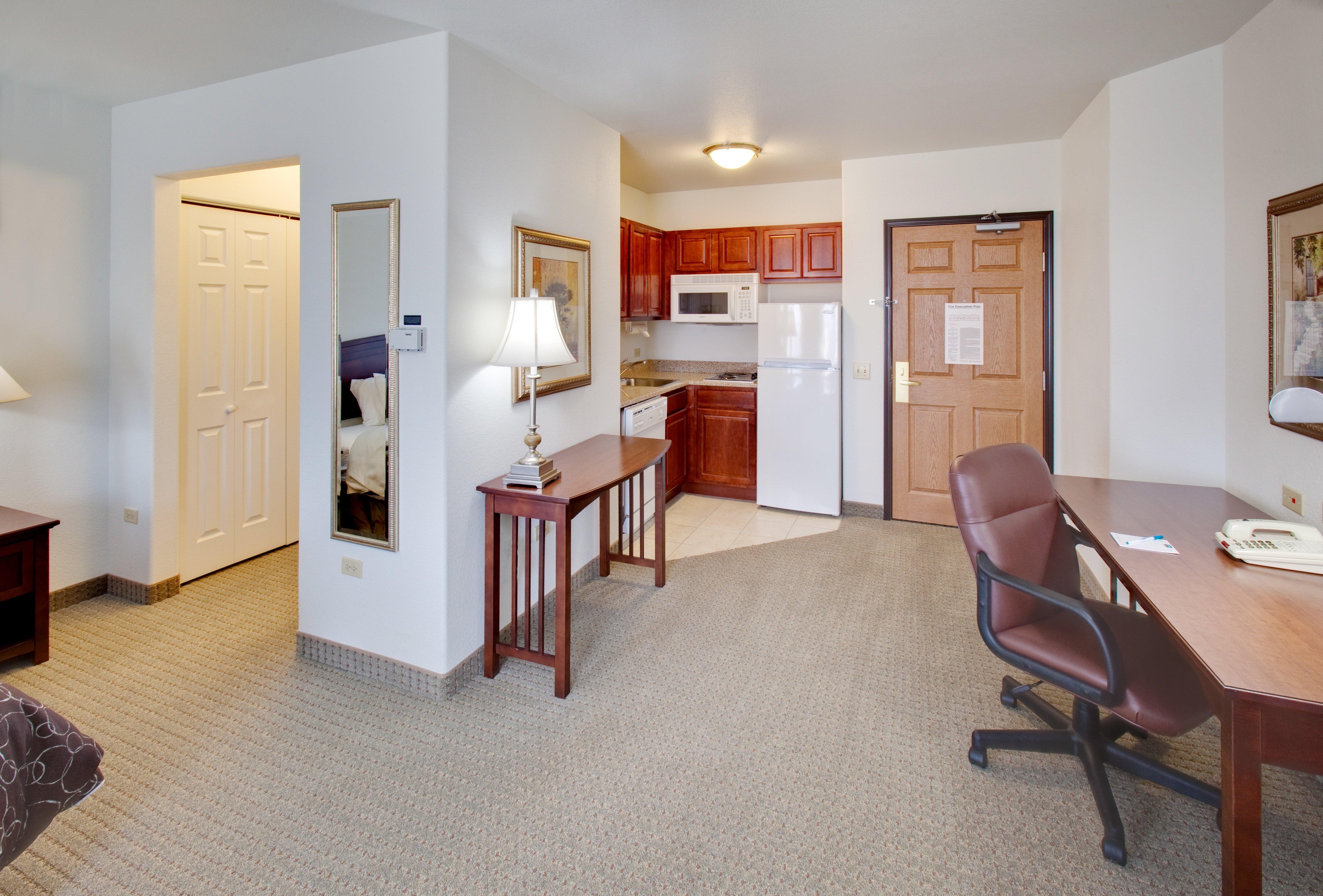 Staybridge Suites Rockford By Ihg Pokój zdjęcie