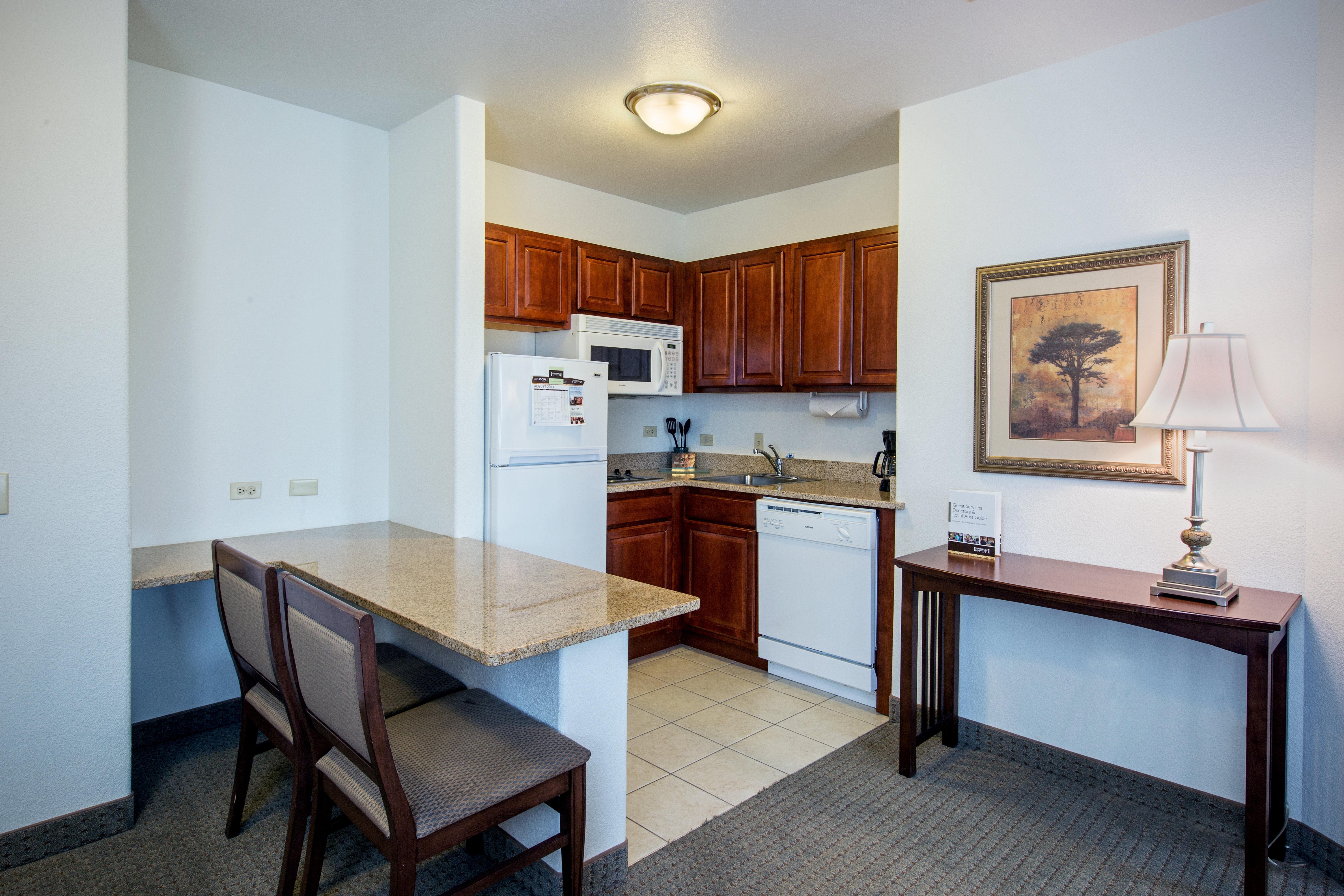 Staybridge Suites Rockford By Ihg Zewnętrze zdjęcie