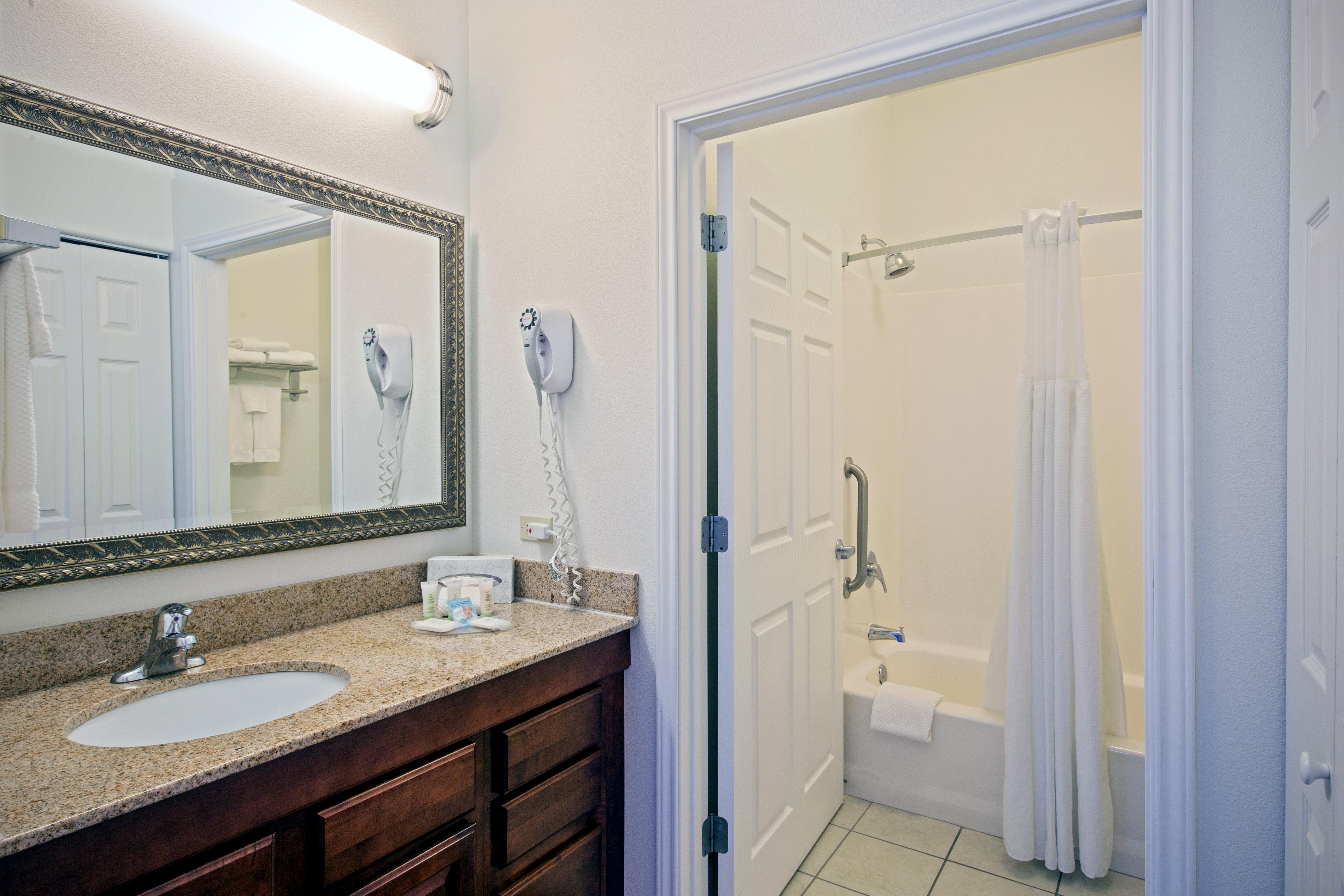 Staybridge Suites Rockford By Ihg Zewnętrze zdjęcie