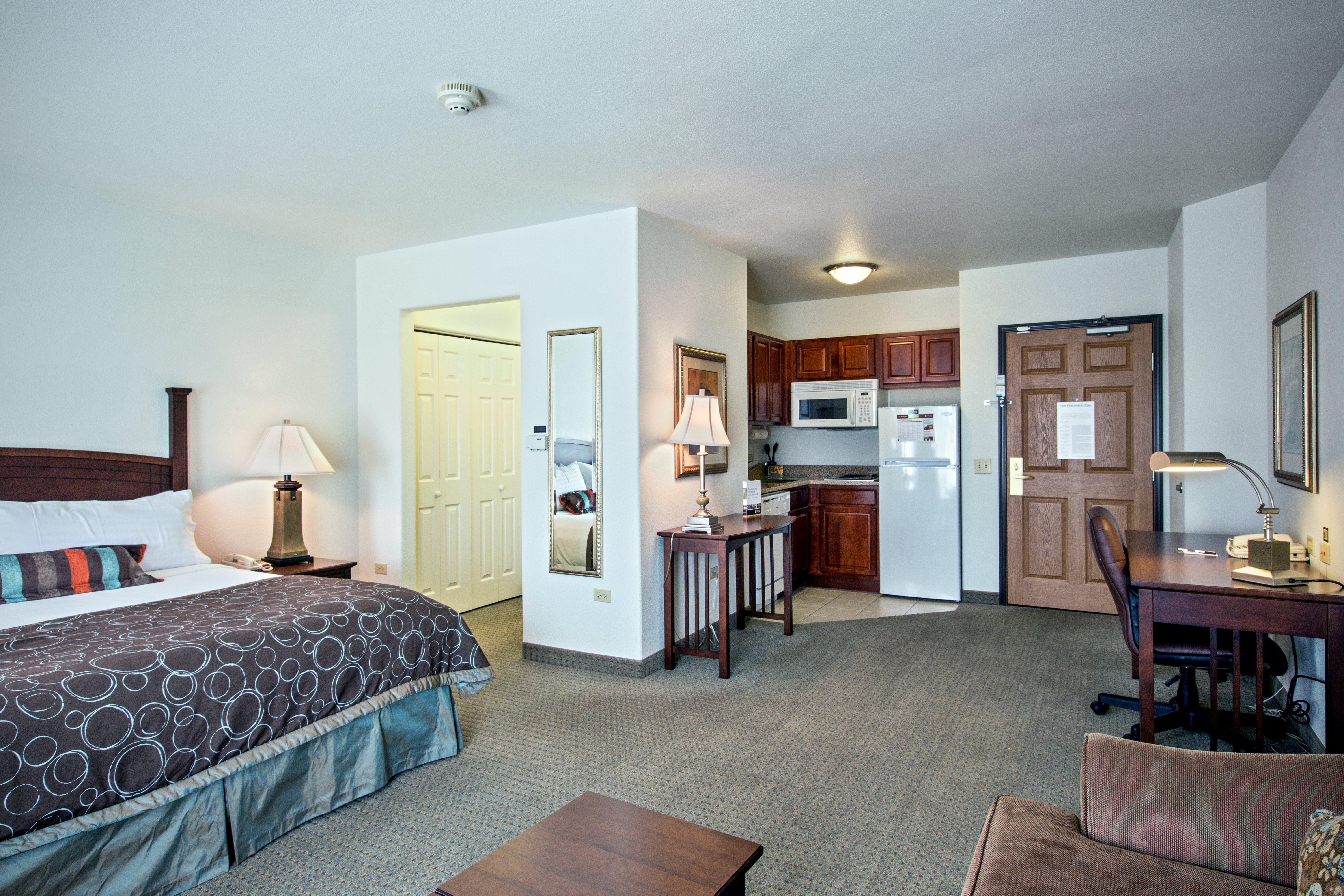 Staybridge Suites Rockford By Ihg Zewnętrze zdjęcie