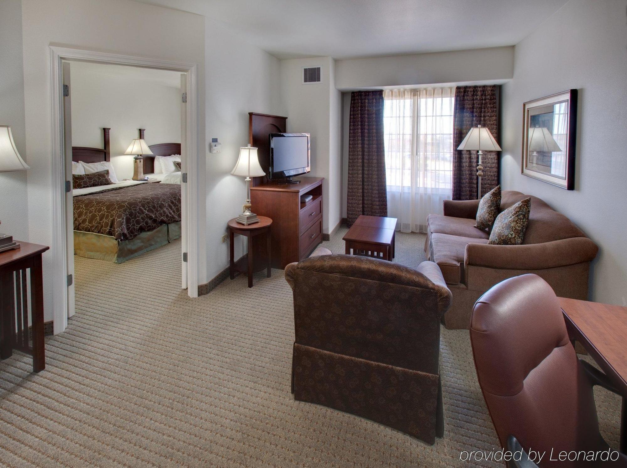 Staybridge Suites Rockford By Ihg Pokój zdjęcie