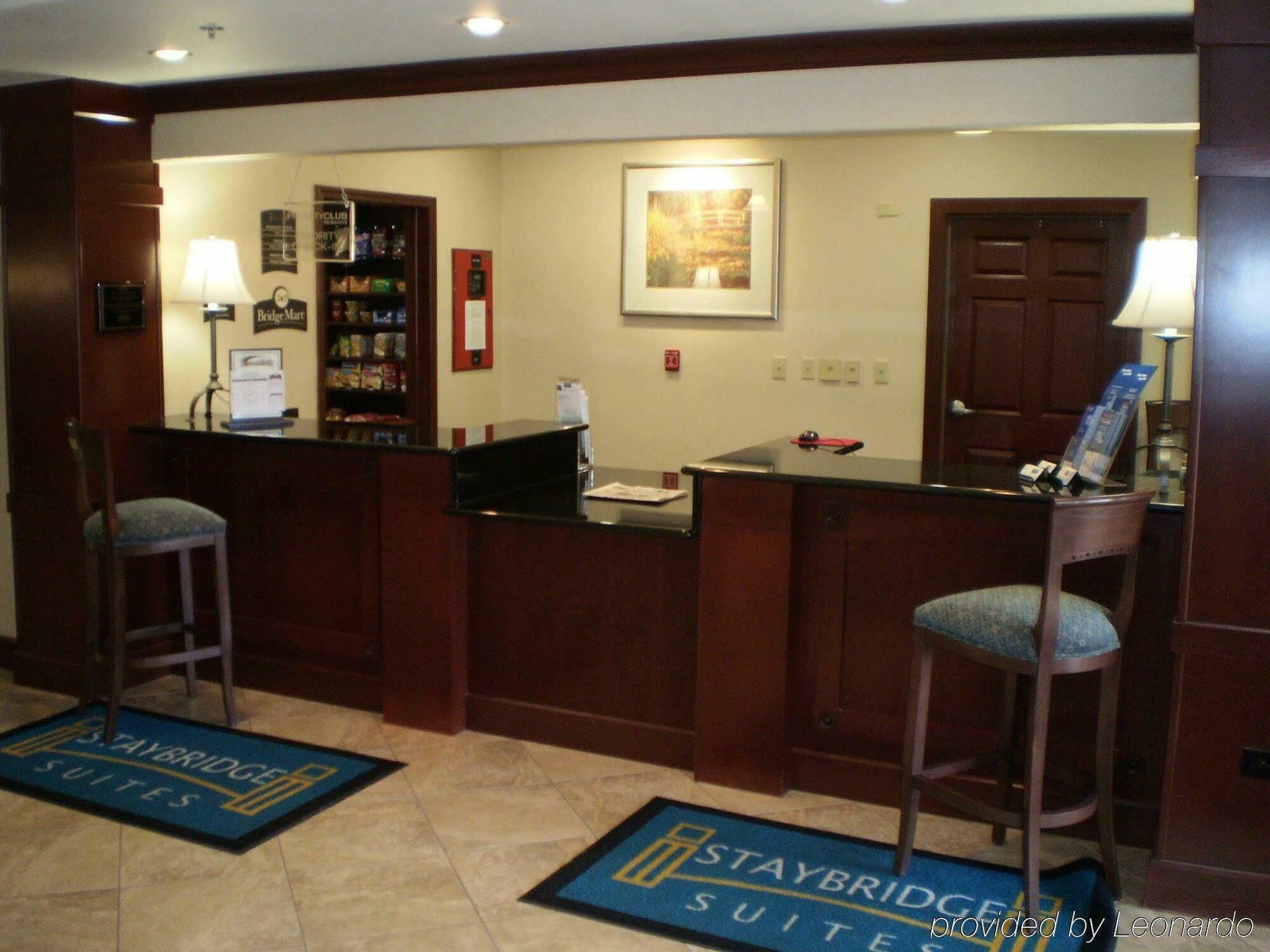 Staybridge Suites Rockford By Ihg Wnętrze zdjęcie