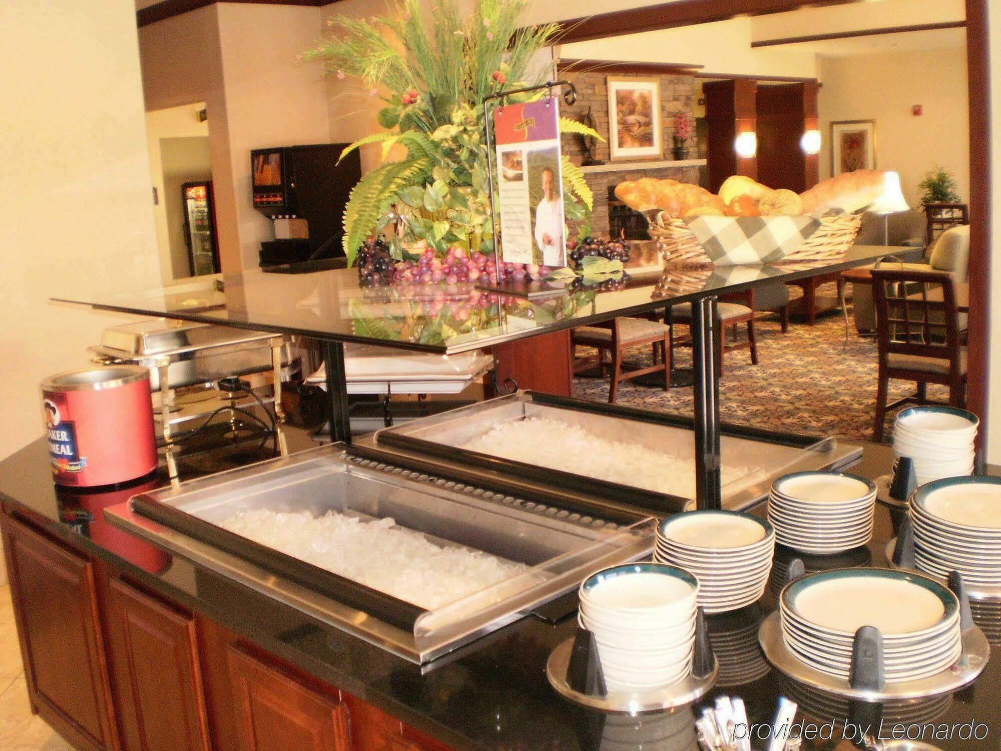 Staybridge Suites Rockford By Ihg Zewnętrze zdjęcie